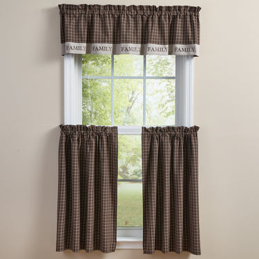 Family Valance 14